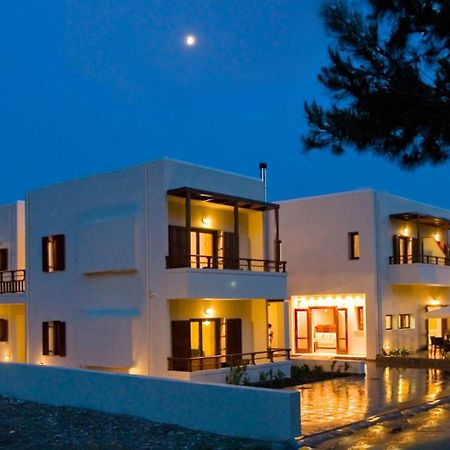 Syia Hotel Sougia Exterior photo